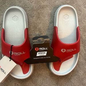 NWT Roll Recovery Superplush Slides W9-9.5 Cherry Red